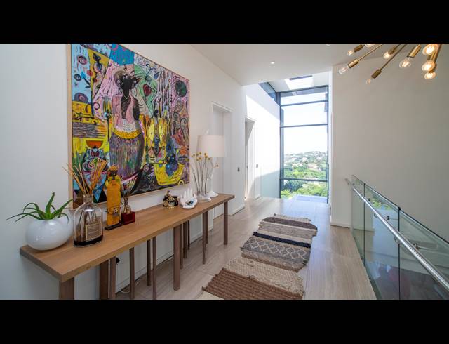 4 BEDROOM HOUSE FOR SALE IN LA LUCIA RIDGE